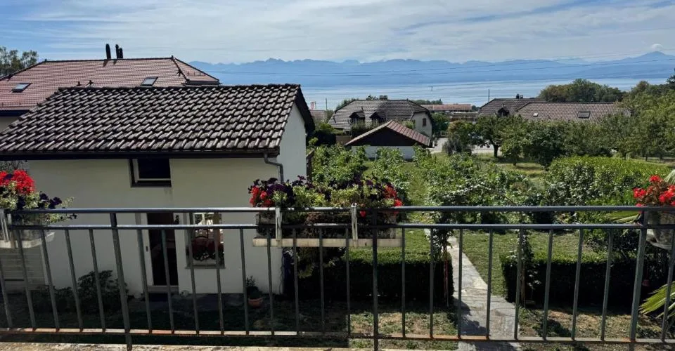 Einzigartiges Einfamilienhaus mit Blick auf den See und die Alpen – Foto 18 von 26