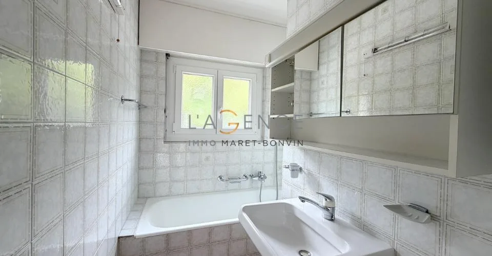 Appartamento di 5.5 locali con balcone, vista libera e giardino – foto 15 di 18