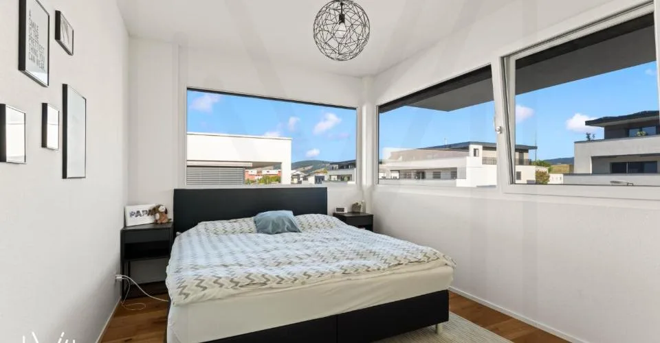 Prächtige 5.5-Zimmer-Dachwohnung mit Ausblick und exklusiver Lage, nur wenige Minuten vom Stadtzentrum entfernt! – Foto 20 von 26