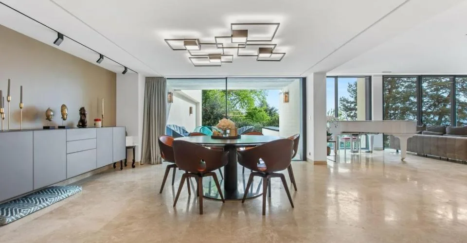 Eine der berühmtesten Adressen! Luxuriöses Anwesen im contemporary-Stil – Foto 15 von 26