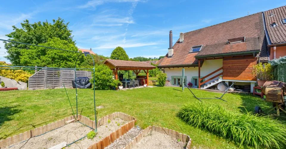Delizioso appartamento di 5,5 locali in duplex in una fattoria ristrutturata – foto 19 di 25