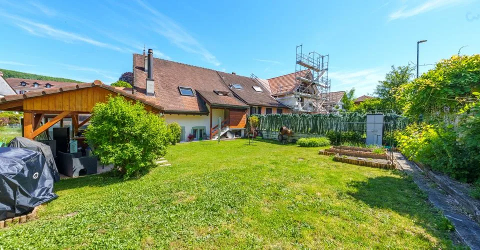 Delizioso appartamento di 5,5 locali in duplex in una fattoria ristrutturata – foto 18 di 25