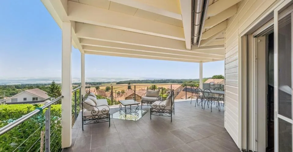 Villa d'architecte contemporaine, volumes spectaculaires, au pied du S – photo 23 sur 26