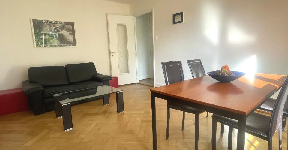Meublé - Magnifique 2.5 p. 50 m2 – Foto 4 von 12