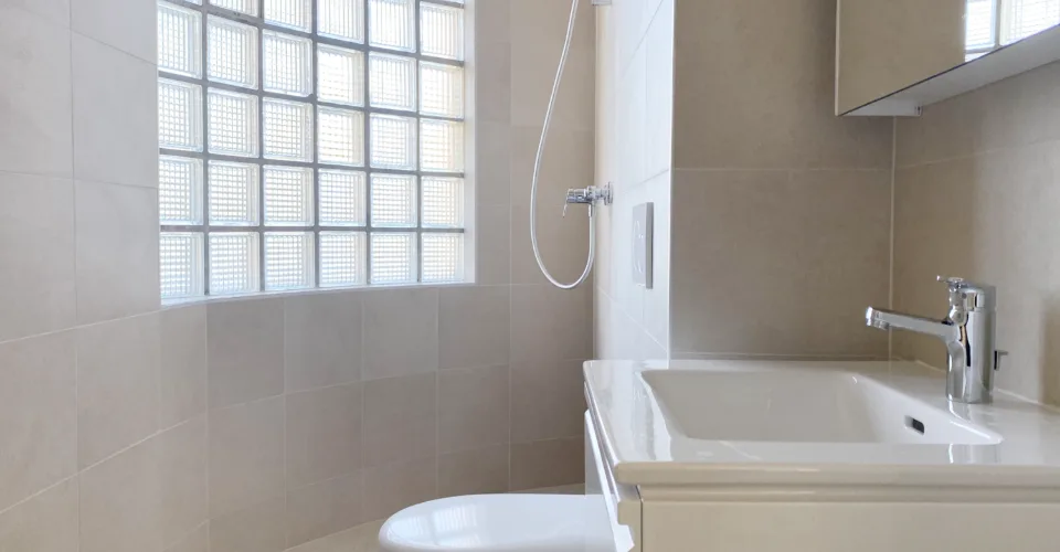 Belle villa familiale avec vaste jardin – Foto 6 von 7