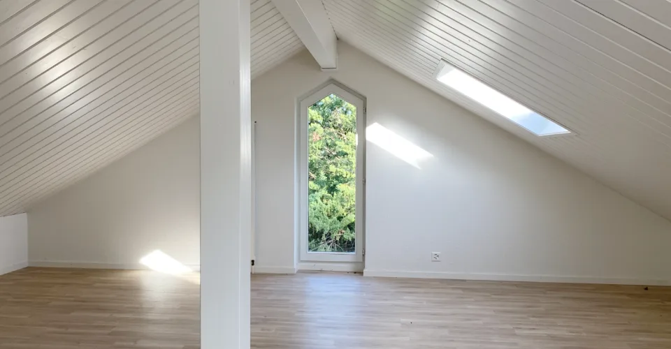 Belle villa familiale avec vaste jardin – Foto 3 von 7