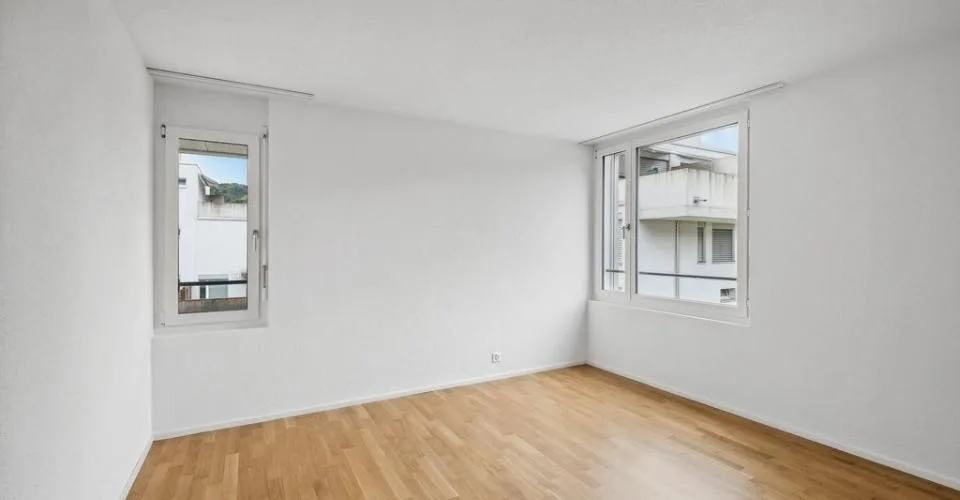 On the ground floor with two garden seats