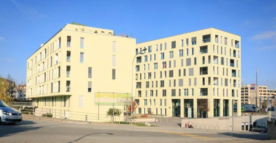 Appartement de 3.5 pièces en attique à louer à Fribourg ! – photo 4 of 10