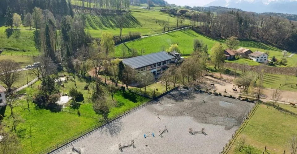 Exclusivité SOTHEBY'S Centre Equestre avec rendement – Foto 2 von 13