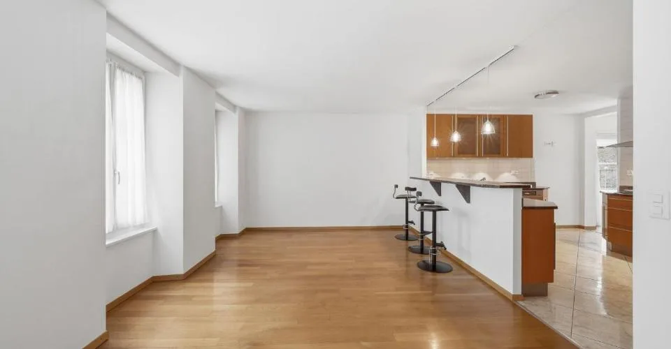 8.5 Zimmer Reihenfamilienhaus in Nyon – Foto 6 von 12