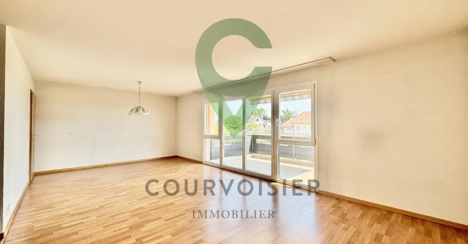 BEL APPARTEMENT DE 4,5 PCES, VUE LAC ET ALPES PROCHE DES COMMODITES – photo 3 sur 26