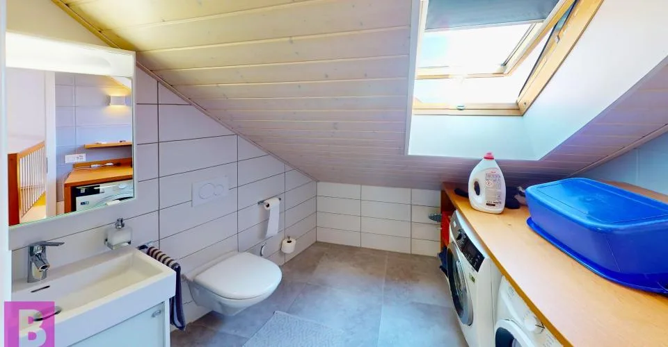 Geist eines Hauses für dieses superbe dreistöckige Familienhaus mit 4 Zimmern in Yens – Foto 16 von 23