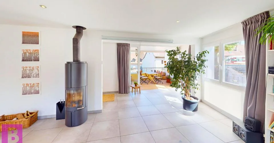 Geist eines Hauses für dieses superbe dreistöckige Familienhaus mit 4 Zimmern in Yens – Foto 5 von 23