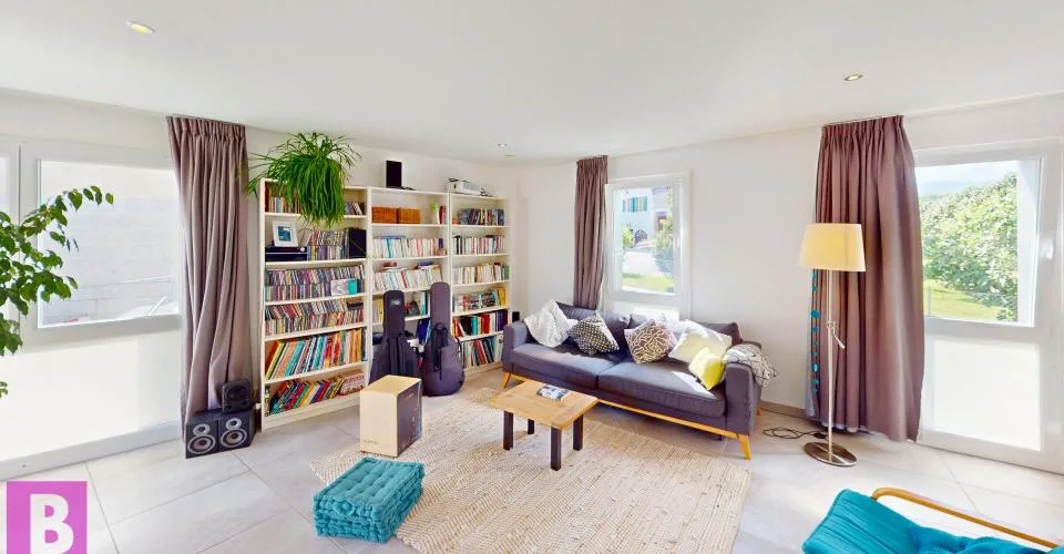 Geist eines Hauses für dieses superbe dreistöckige Familienhaus mit 4 Zimmern in Yens – Foto 3 von 23