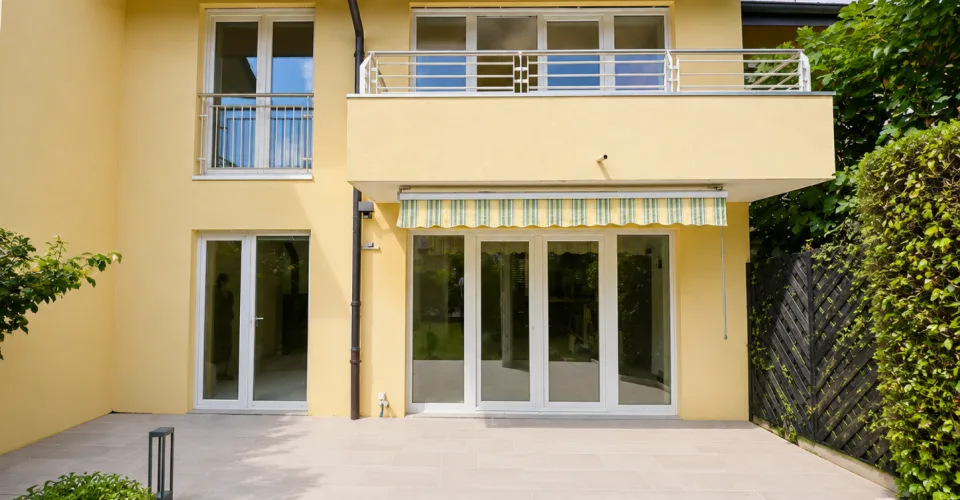 In Exklusivität - 8-Zimmer-Familienvilla in privilegierter Wohnlage – Foto 3 von 27