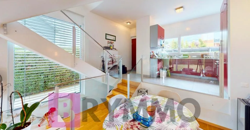 Belle échappée sur le lac pour cette maison familiale d’angle à Mont-sur-Rolle – Foto 8 von 31