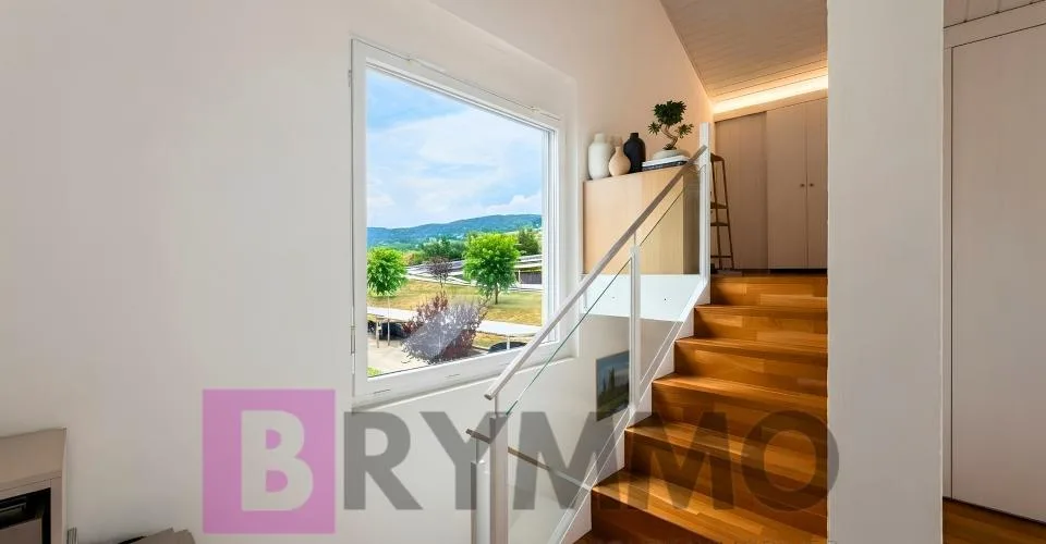 Belle échappée sur le lac pour cette maison familiale d’angle à Mont-sur-Rolle – Foto 18 von 31