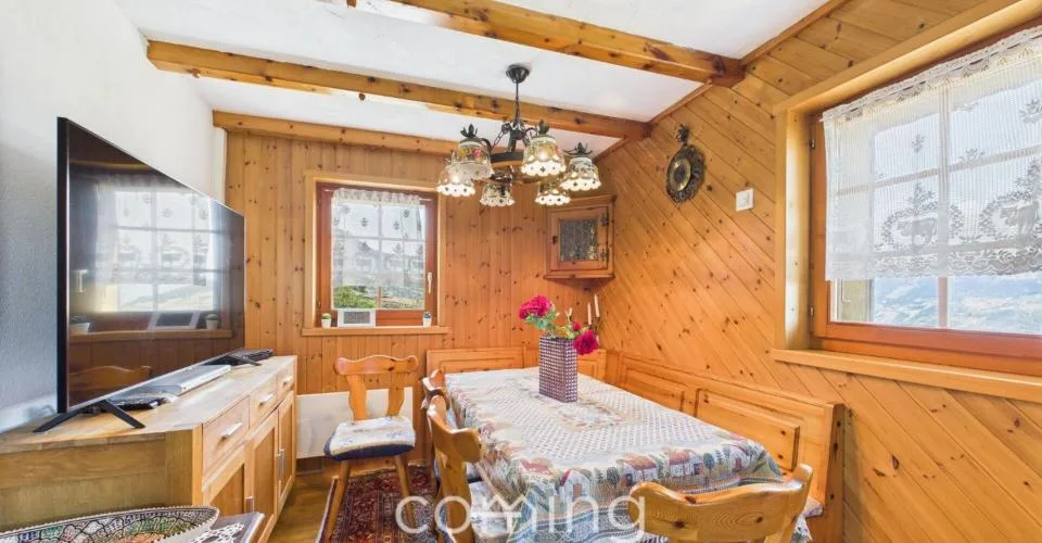 Attraktives Chalet-Paradies in Unterbäch mit grosszügigem Grundstück – photo 6 sur 26