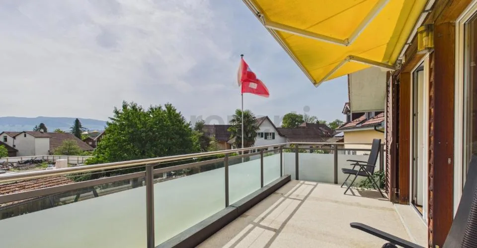Grosser Garten zur Alleinnutzung, 250 m² Terrasse und flexible Raumaufteilung (4.5 - 5.5 Zimmer)