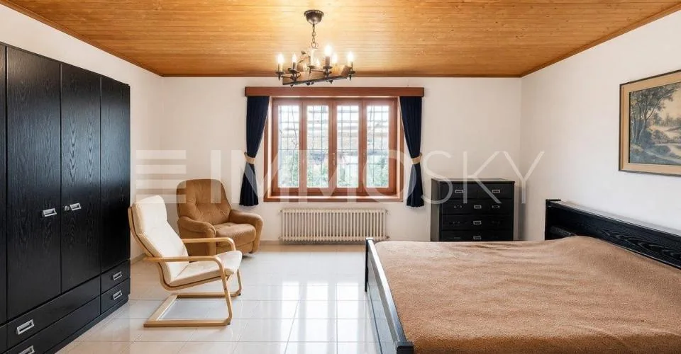 Casa bifamiliare in zona residenziale soleggiata – foto 4 di 12