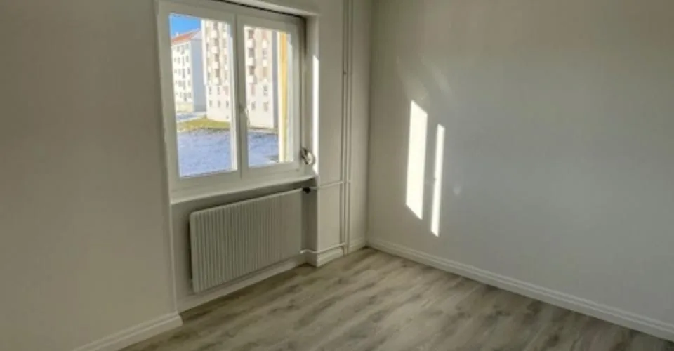 Viertel Eplatures, 4 Zimmer, komplett renoviert – Foto 15 von 18