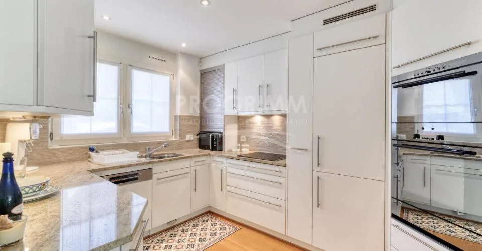 Exclusivité - Maison 3 chambres avec garage - Grande pièce en sous-sol - Jardin