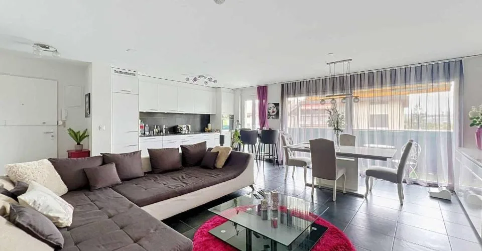 Wohnung mit 4,5 Zimmern und Balkon – Foto 7 von 12