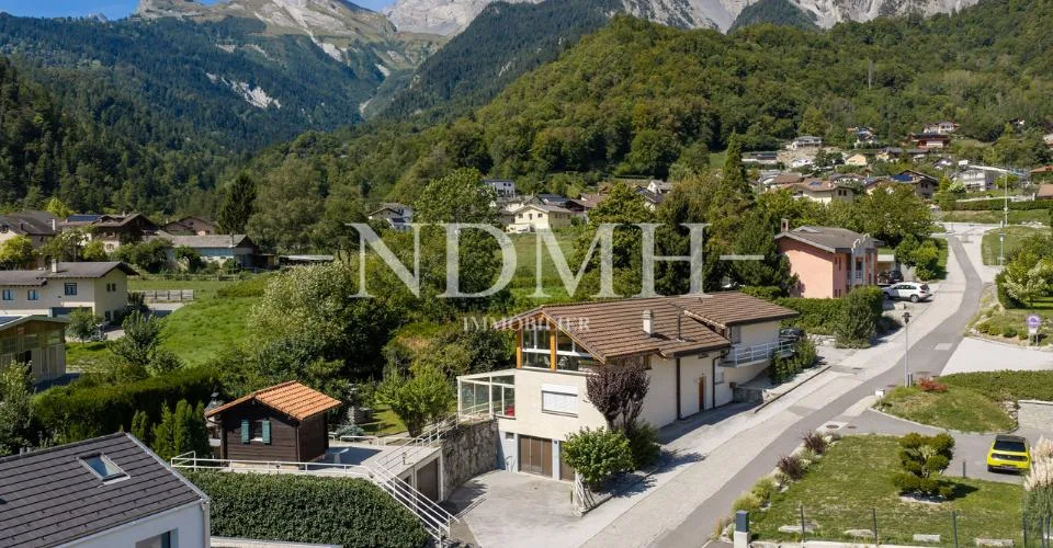 Large villa with two independent apartments – photo 24 of 24