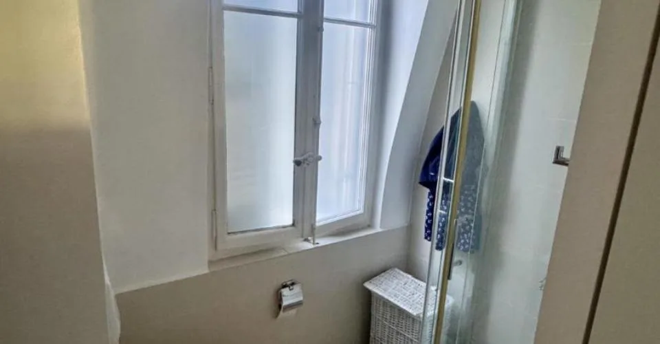 Grand duplex de 5.5 pièces avec balcon au coeur de Nyon – foto 10 di 20