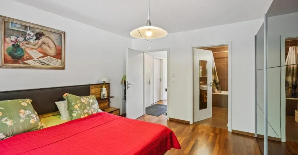 Helles 3.5-Zimmer-Wohnung mit 100 m² Garten. – Foto 23 von 26