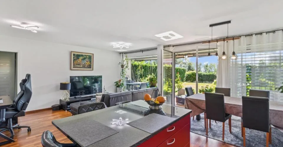 Helles 3.5-Zimmer-Wohnung mit 100 m² Garten. – Foto 17 von 26