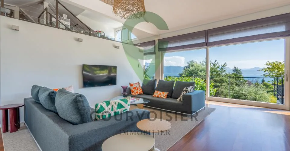 Magnifique Villa mit Panoramablick und Spiegelteich – Foto 16 von 22