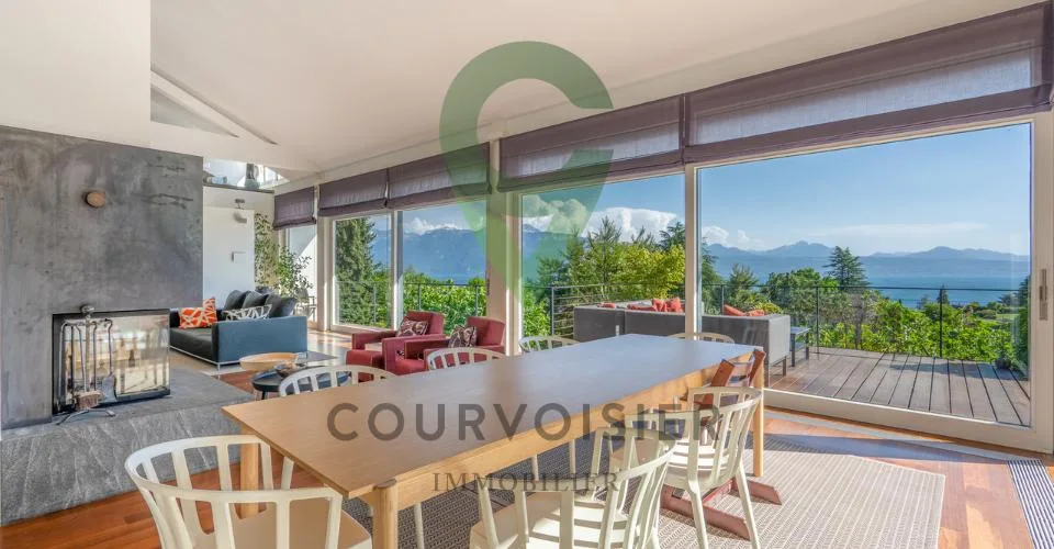 Magnifique Villa mit Panoramablick und Spiegelteich – Foto 14 von 22