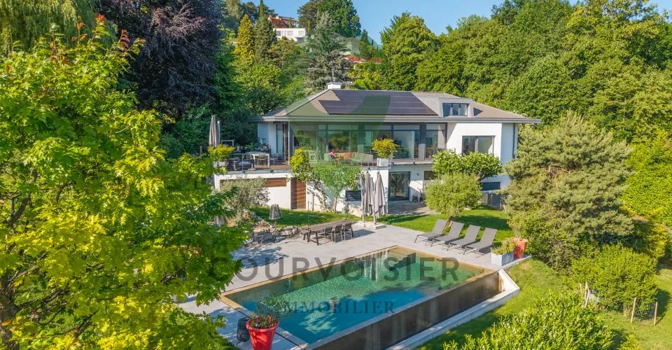 Magnifique Villa mit Panoramablick und Spiegelteich – Foto 12 von 22