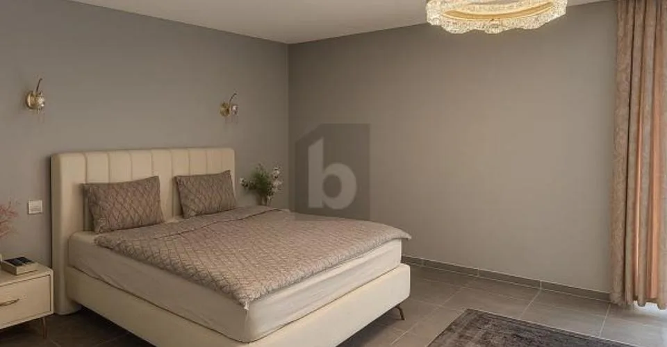 VÖLLIG RENOVIERTE MODERNE AUSSERGEWÖHNLICHE – Foto 10 von 12
