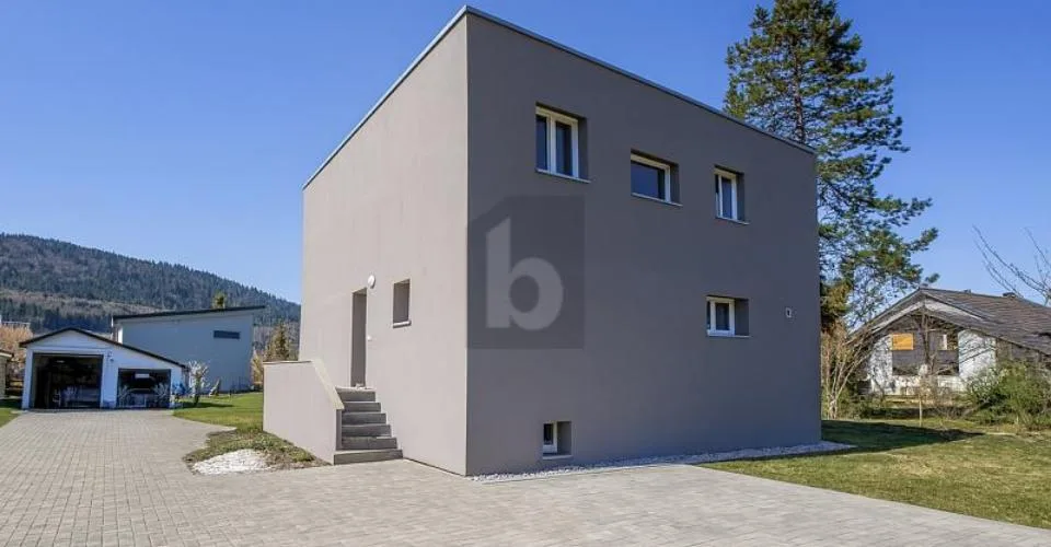 VÖLLIG RENOVIERTE MODERNE AUSSERGEWÖHNLICHE – Foto 7 von 12