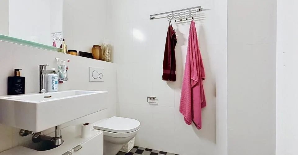Bel appartement de 2 pièces et rénové au centre ville de Lausanne – photo 4 of 4