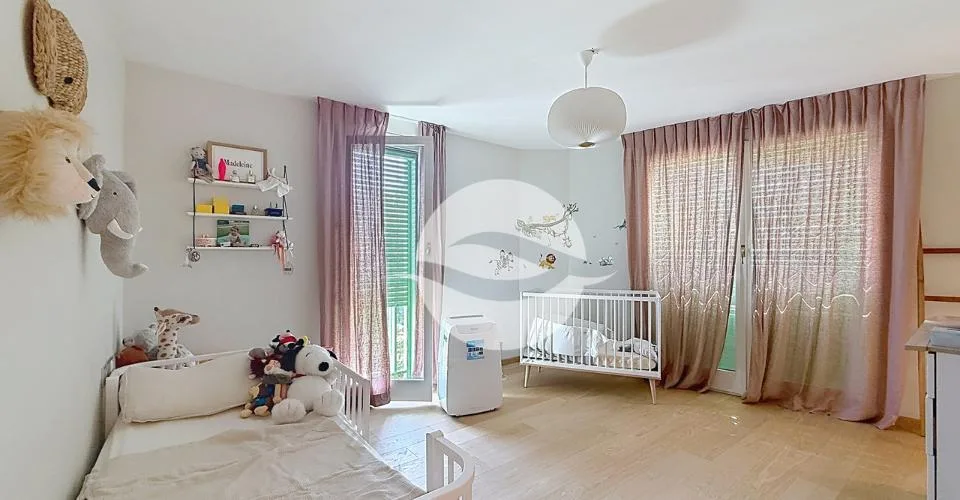 Sublime appartement, spacieux avec vue sur le lac et le jet d'eau! – photo 10 of 12