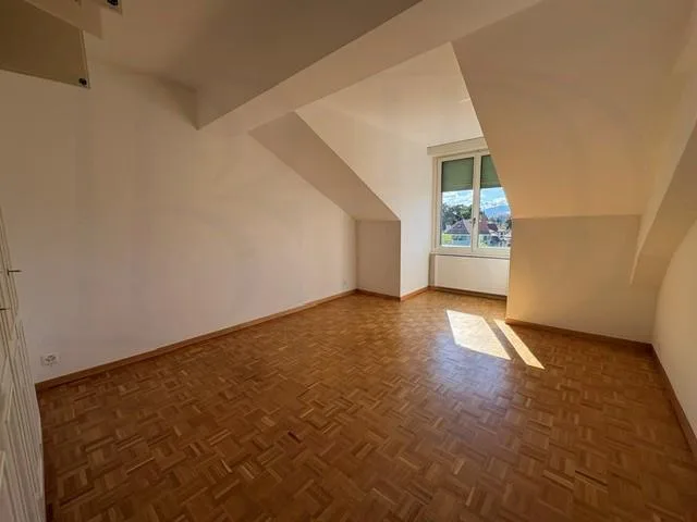 Vier-Zimmer-Wohnung im 5. Stock – Foto 5 von 6