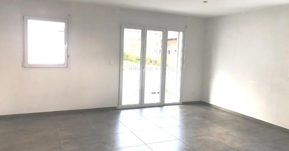 Habitat de 4.5 pièces au rez-de-chaussée