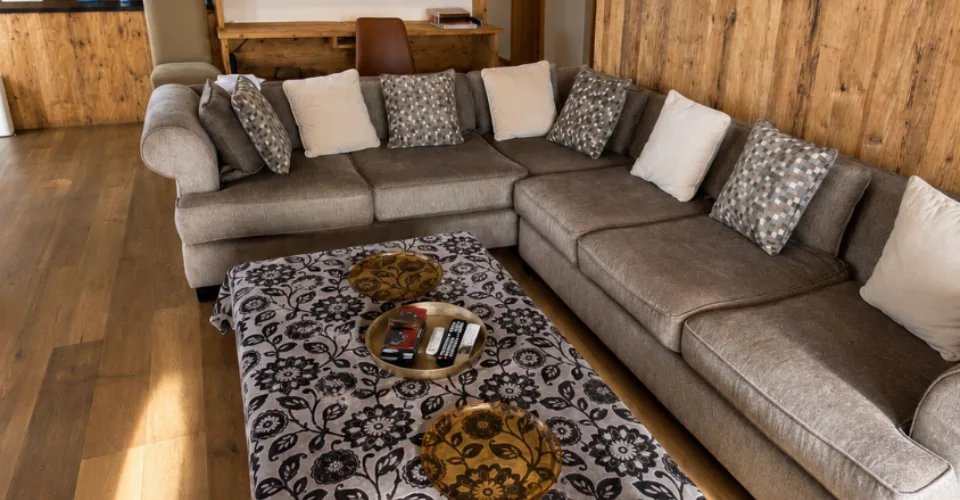 Appartement de standing 3 chambres à louer à Crans-Montana – Vue panoramique et emplacement privilégié – photo 2 sur 8
