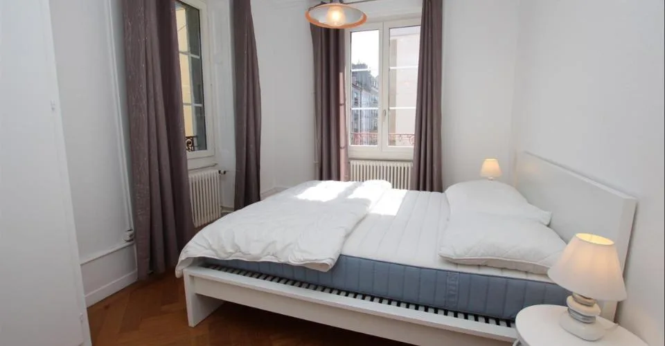 4 Zimmer möbl. Wohnobjekt in Genève – foto 4 di 5