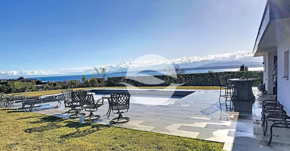 Magnifique Duplex Vue lac et Alpes - Piscine et jardin commun