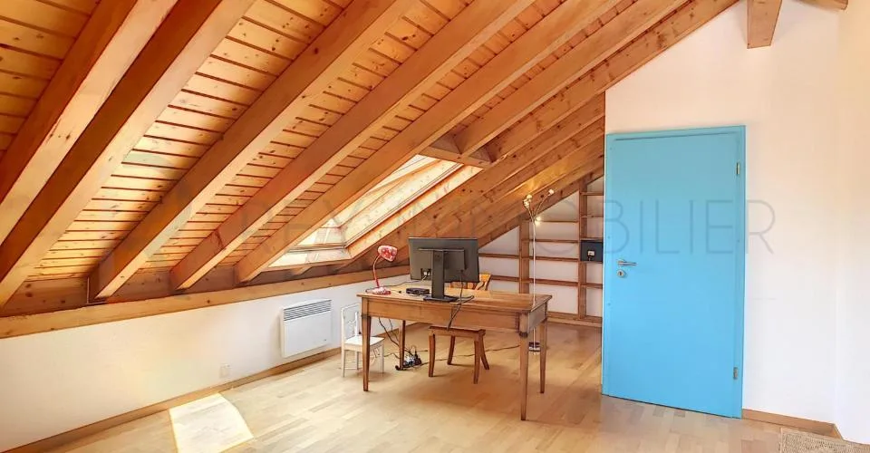 Agréable villa mitoyenne
