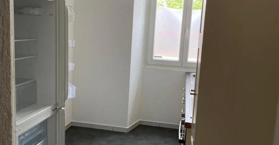A louer: appartement 3 pièces - Place du 16 Mars 8, St-Imier – photo 4 sur 7