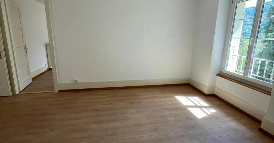 A louer: appartement de 4 pièces - Place du Marché 2, St-Imier – Foto 4 von 8