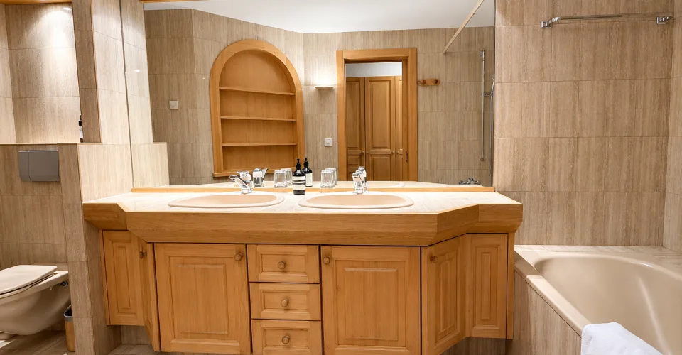 Spacieux duplex de trois chambres avec jardin privatif - à louer à Verbier – Foto 10 von 13