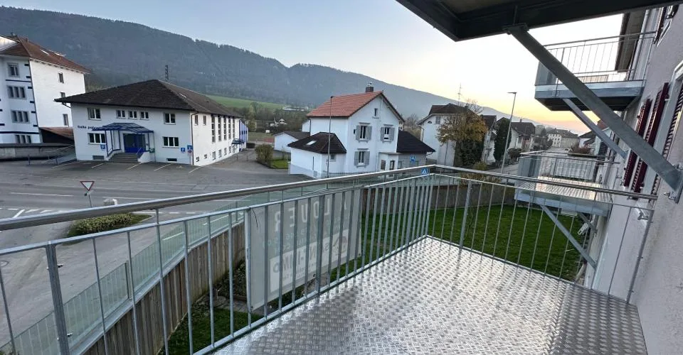 A louer: bel appartement de 2.5 pièces avec balcon - Lavoir 1, Cortébert