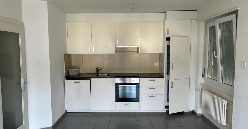 Appartement lumineux de 3.5 pièces avec balcon – foto 2 di 9