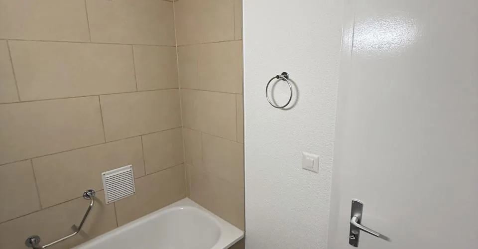 Appartement lumineux de 3.5 pièces avec balcon – foto 6 di 9